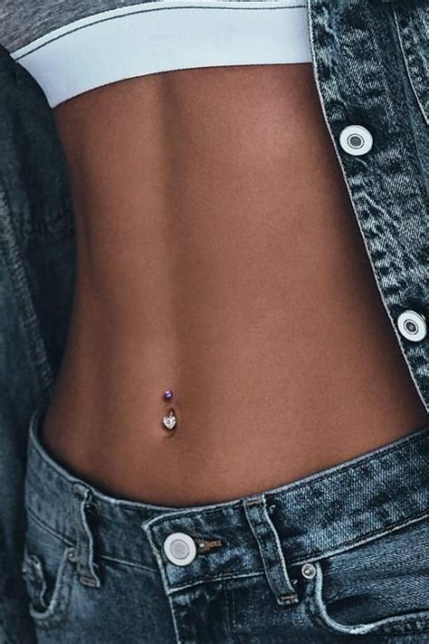 Belly button (navel) piercings 